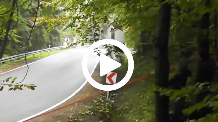 Φαντάζεστε τι θα γινόταν αν το Mitsubishi Lancer EVO X δεν ήταν αγωνιστικών προδιαγραφών, φέροντας roll cage;