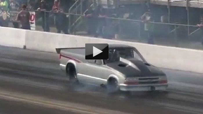 Ο Larry Larson, κατέκτησε με το pick-up του, τον τίτλο «World ΅s Quickest Street Legal Car», στα πλαίσια των εκδηλώσεων Hot Rod Drag Week 2014 Heads-U