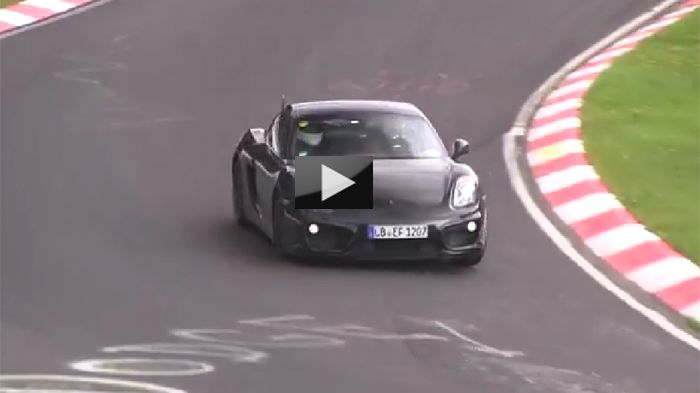 Οι δύο Porsche με τον 4κύλινδρο σε σειρά κινητήρα απόδοσης έως και 400 ίππων, εξακολουθούν να παράγουν έναν εντυπωσιακό ήχο.