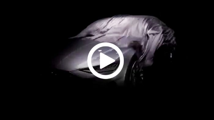 Στο video μας μιλάει ο νέος αρχισχεδιαστής της Audi, κος Marc Lichte, εξηγώντας μας πως έμπνευση για το Α9 υπήρξαν το Audi 90 quattro IMSA GTO, αλλά κ