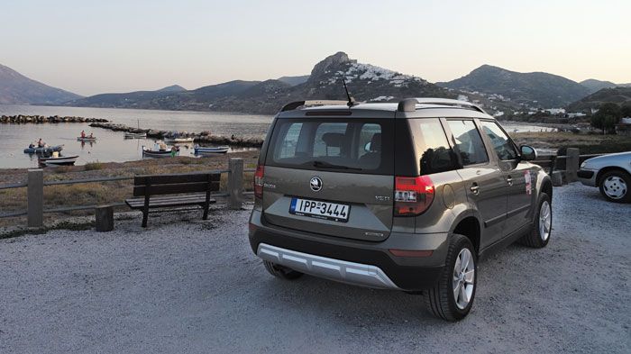 Λιγότερες 
αλλαγές στο 
πίσω μέρος, που αφορούν το περίγραμμα των (έξτρα) LED φώτων.