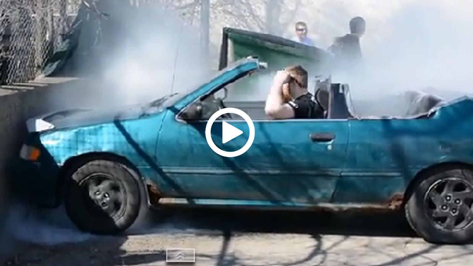 Αυτό το Nissan δεν σπάει δεν χαλάει... και το video το αποδεικνύει!