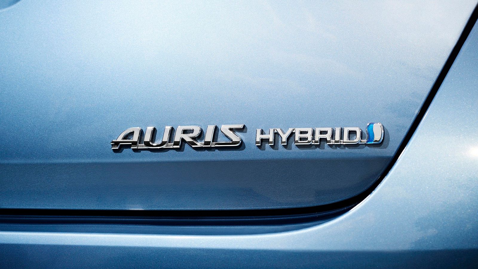 Η Τοyota έφτασε τις 8 εκ. πωλήσεις υβριδικών μοντέλων