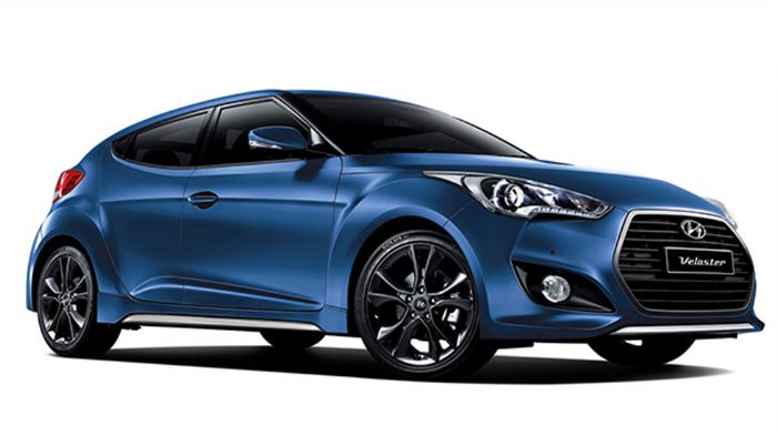 Η σημαντική διαφορά είναι πως το ανανεωμένο Hyundai Veloster Turbo απέκτησε αυτόματο κιβώτιο διπλού συμπλέκτη επτά σχέσεων, το οποίο είδαμε λίγο καιρό