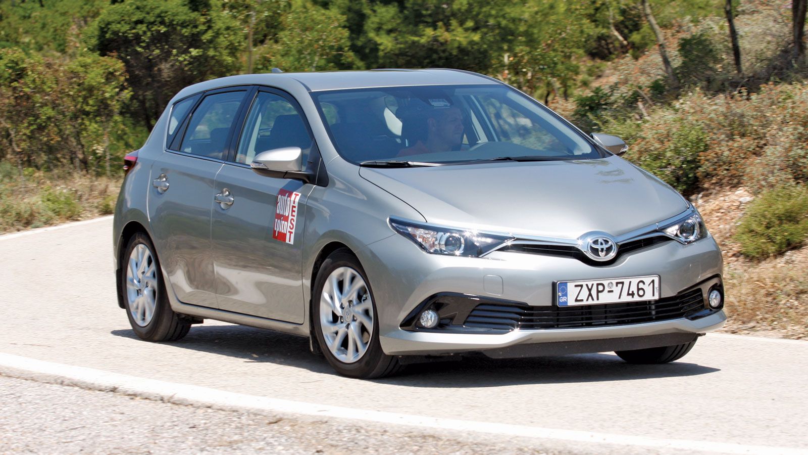 Ο αναβαθμισμένος 1.400άρης diesel κινητήρας του Auris έχει επαρκή δύναμη και είναι ιδιαίτερα οικονομικός σε όλες τις συνθήκες οδήγησης.
