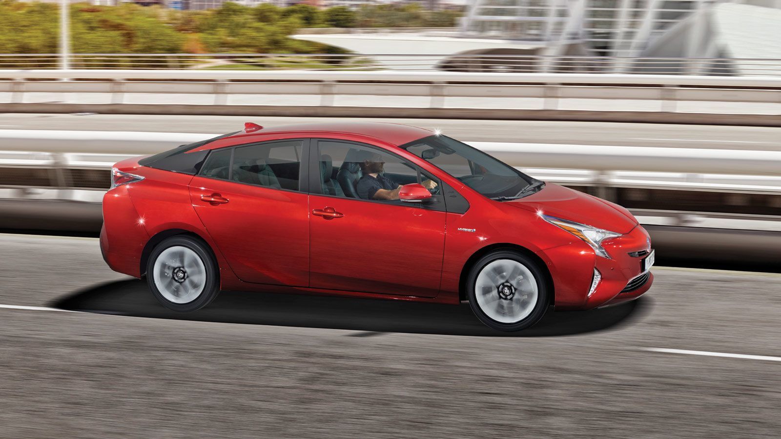 Τι φέρνει η νέα γενιά Prius;