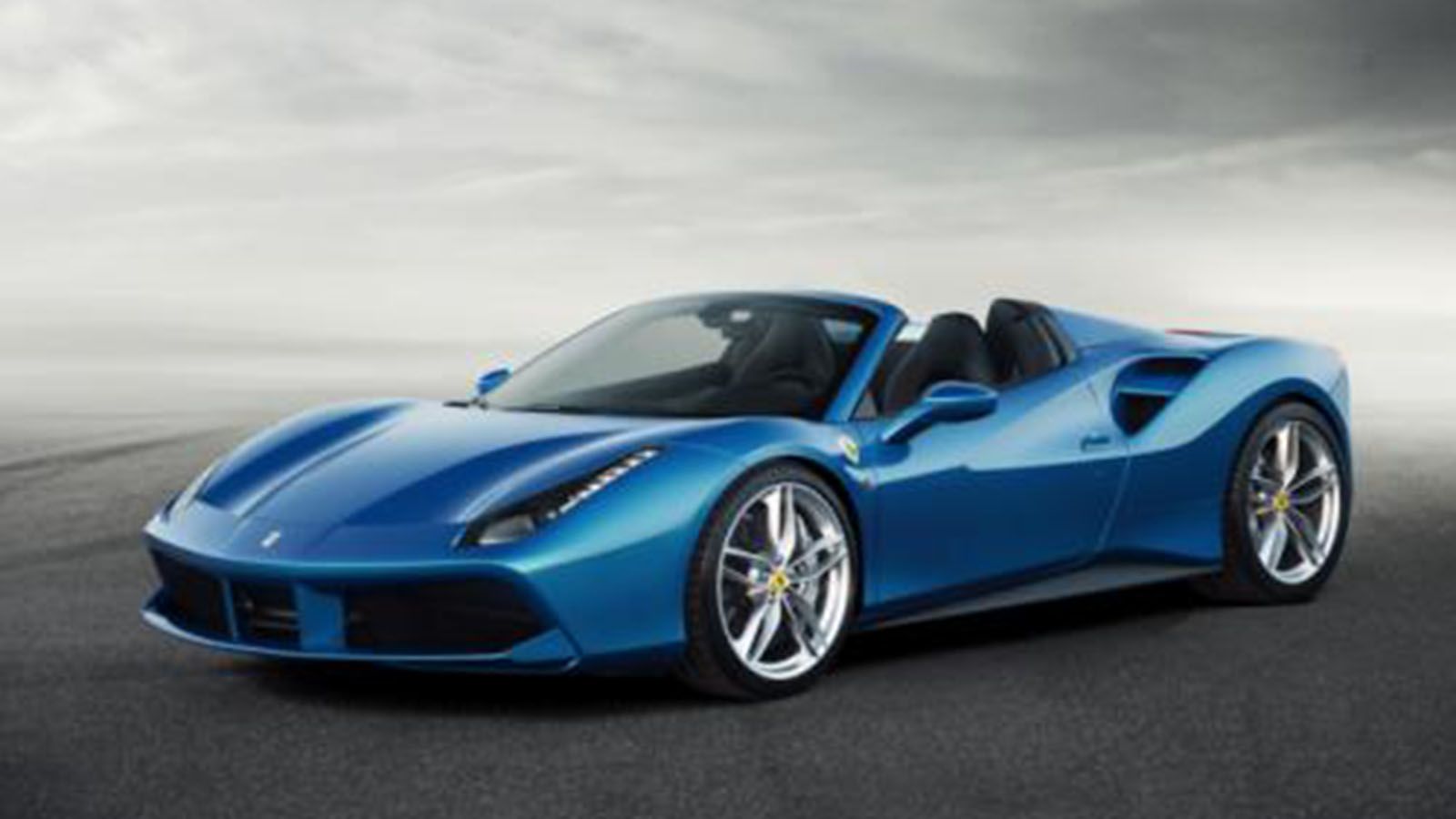 Tο πιο γρήγορο μοντέλο της Ferrari με κινητήρα V8 τοποθετημένο στη μέση και μεταλλική αναδιπλώμενη οροφή.
