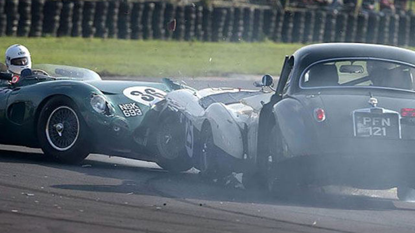 Στο ατύχημα ενεπλάκησαν και μια Jaguar XK120, αλλά και μια Austin Healey 100 κόστους 151.000 και 91.000 δολαρίων αντίστοιχα.