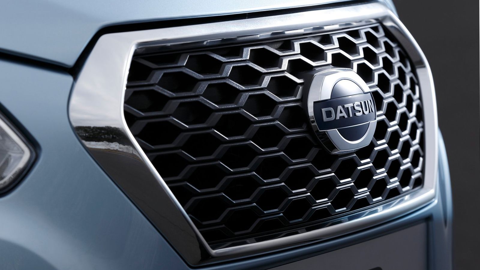 Στον Γάλλο Vincent Cobee έχει ανατεθεί από τον CEO της Nissan, Carlos Ghosn, η αναβίωση της Datsun, ένα όνομα που οι προκάτοχοί του είχαν «σκοτώσει» σ
