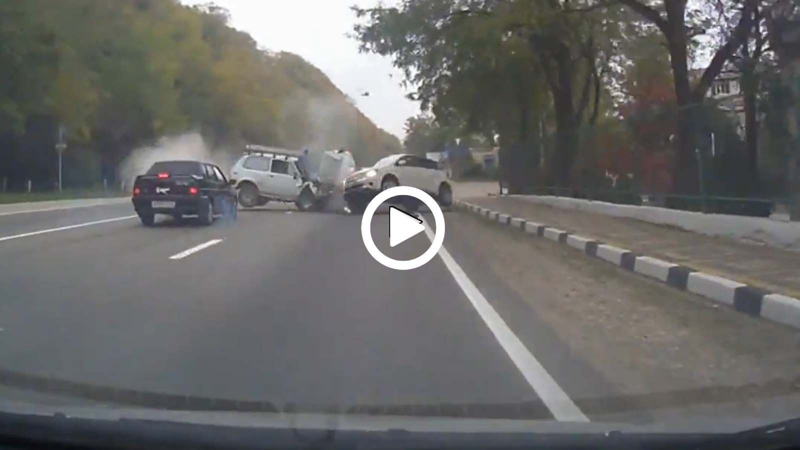 Σοκαριστικό ατύχημα! (video)