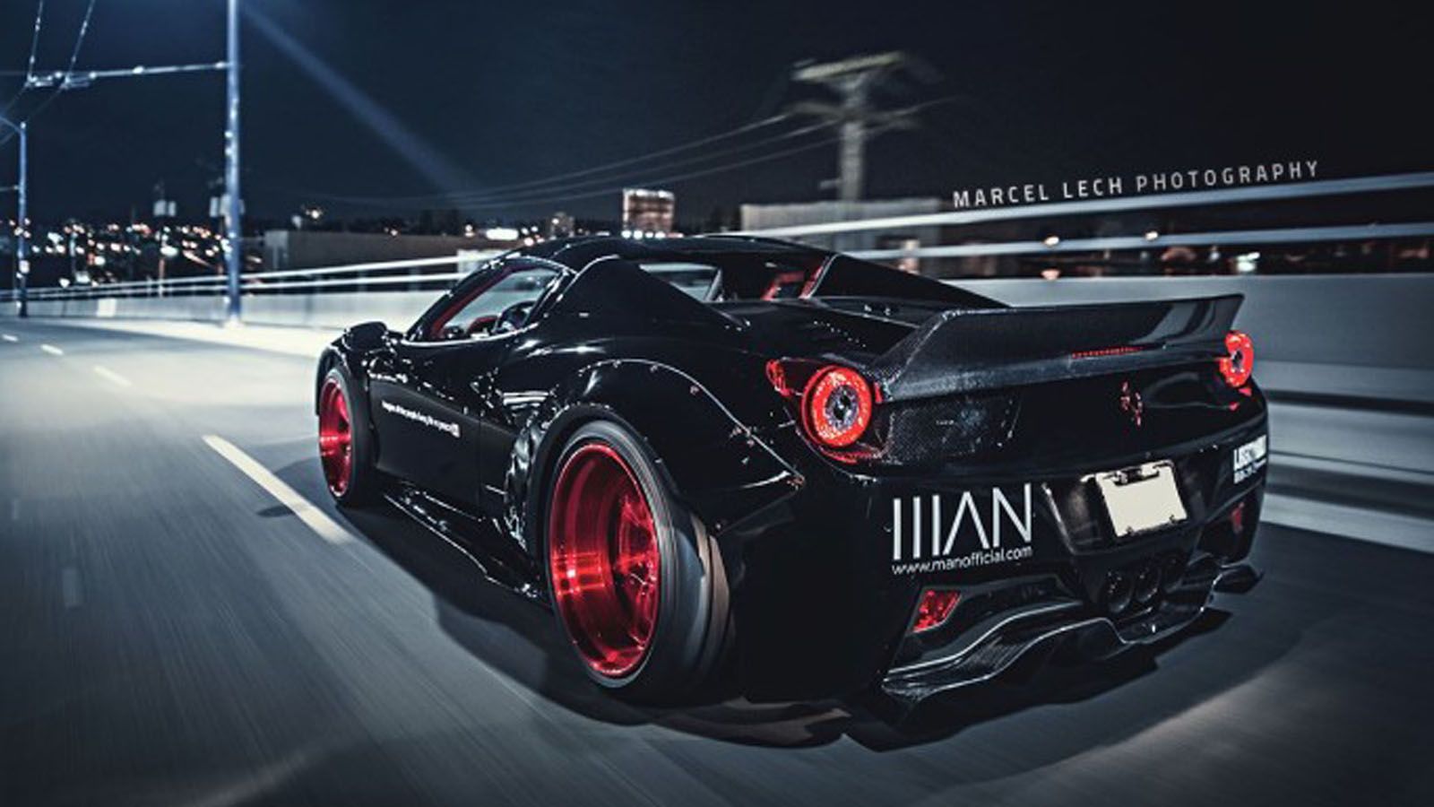 Διαθέτει νέους προφυλακτήρες, πίσω διαχύτη, αεροτομή τύπου «ducktail», με την απόσταση από το έδαφος να έχει μειωθεί 