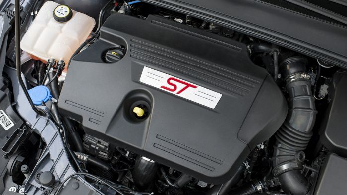 Εκτός από τον 2λιτρο turbo ΕcoBoost των 250 ίππων, το Focus ST διατίθεται πλέον και με 2λιτρο turbodiesel κινητήρα 185 ίππων (+23% αύξηση έναντι των 1