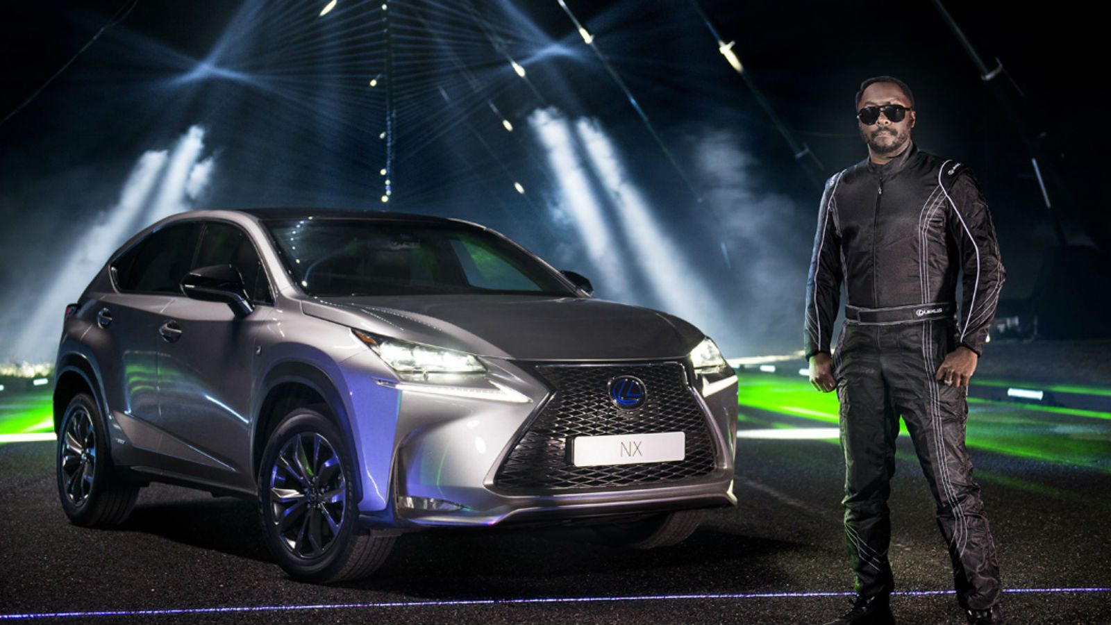 Με Lexus SUV ο will.i.am (+video)