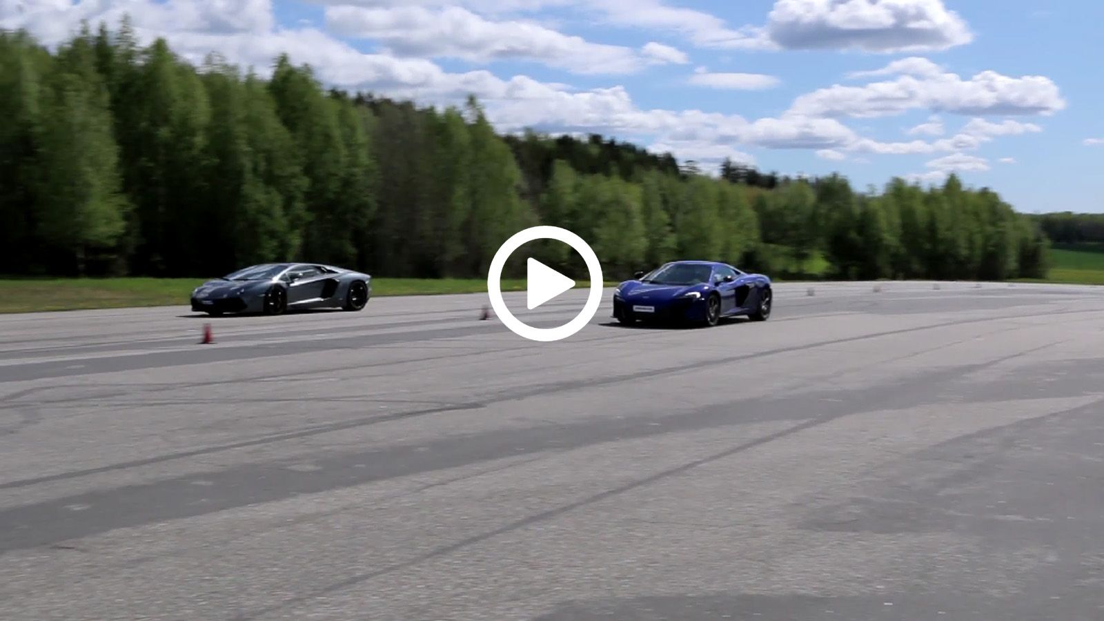 McLaren 650S vs Lamborghini Aventador