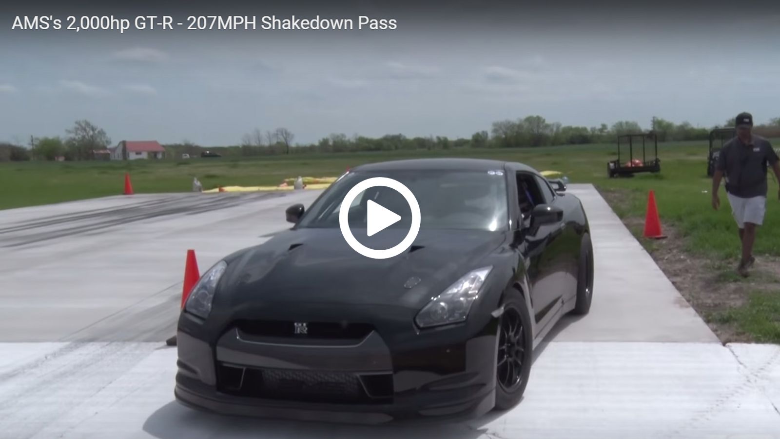 Nissan GT-R 2.000 ίππων με 333 χλμ./ώρα!