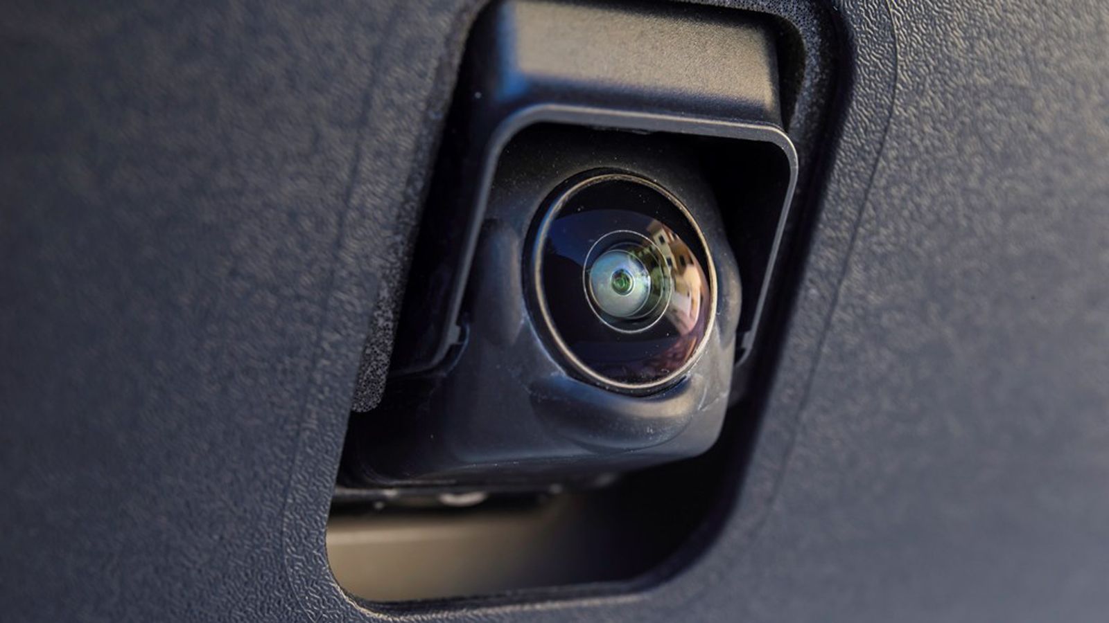 Η Nissan «τρελάθηκε»