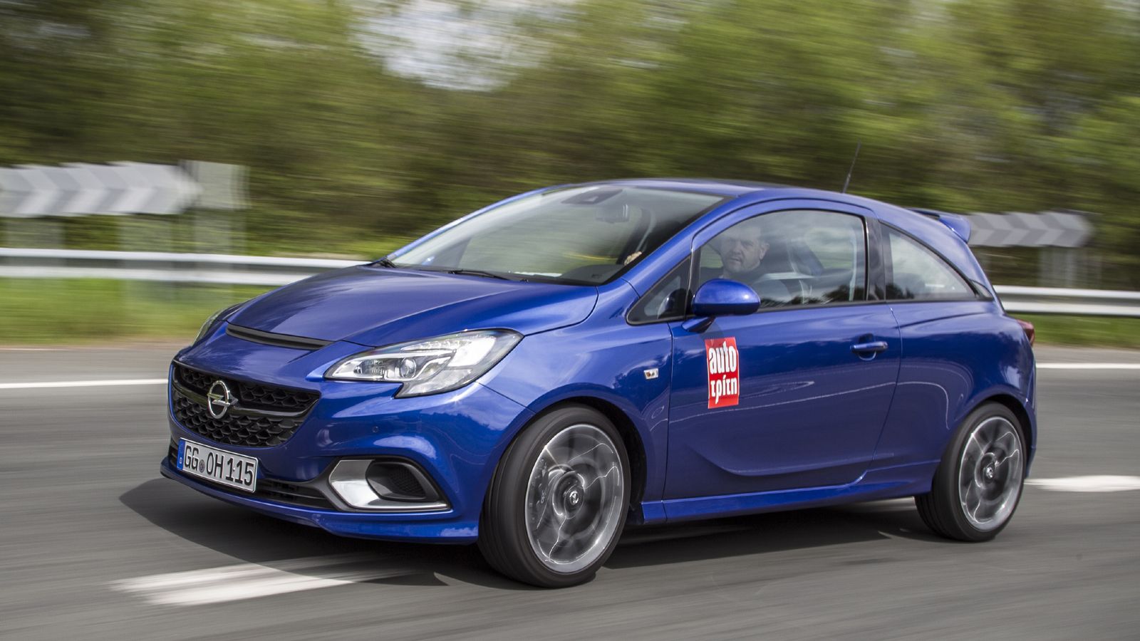 Βρεθήκαμε στο Mπιλμπάο, στη χώρα των Βάσκων, για να οδηγήσουμε το νέο Opel Corsa OPC και δεν κρύβουμε πως το ευχαριστηθήκαμε χάρη στις «στριφτερές» δι