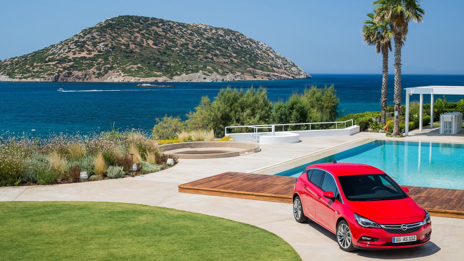 Η παγκόσμια πρεμιέρα του έχει προγραμματιστεί για τον Σεπτέμβριο στην Έκθεση της Φρανκφούρτης και η επίσημη άφιξη του στην ελληνική αγορά για το Νοέμβ