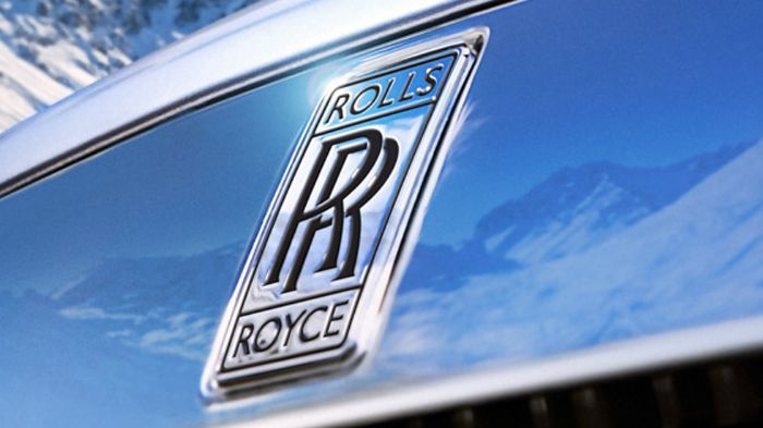 Η Rolls-Royce επιβεβαίωσε πως ετοιμάζει «ένα αυτοκίνητο που προσφέρει την πολυτέλεια μιας Rolls-Royce, ενώ μπορεί να διασχίσει κάθε τερέν.».