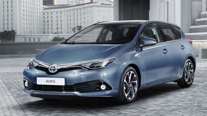 Το Avensis δεν θα είναι το μοναδικό ανανεωμένο μοντέλο που θα βρεθεί στο stand της Toyota στην έκθεση της Γενεύης, καθώς εκεί θα εκτίθεται και το ραφι