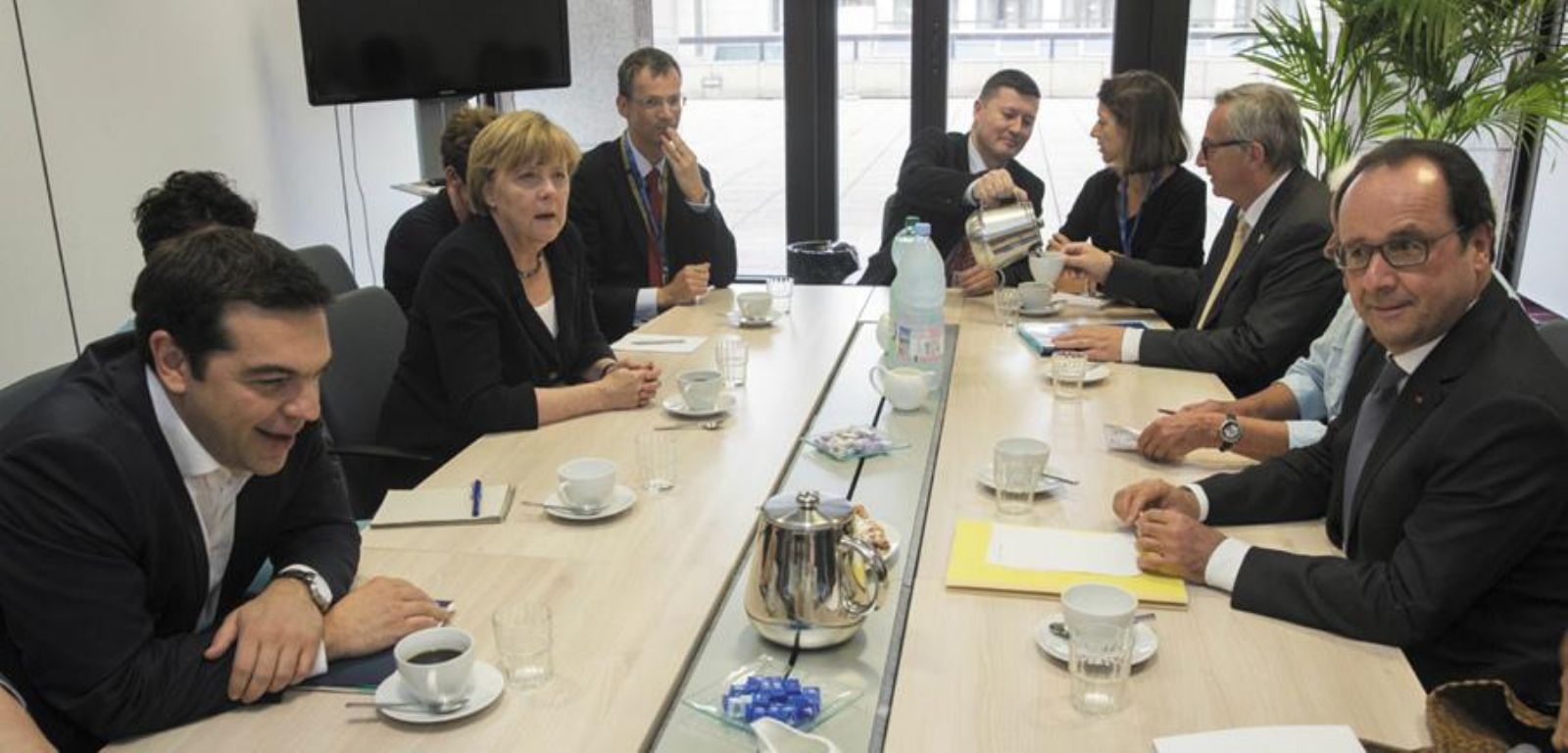 Νέα Σύνοδος Κορυφής την Κυριακή 