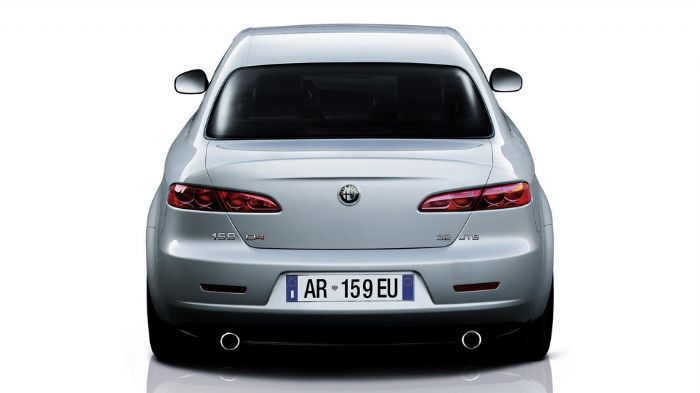 Στο παρελθόν η Alfa Romeo χρησιμοποιούσε το Q2 για τα 2WD μοντέλα της και το Q4 για τα 4WD, όπως η εικονιζόμενη 159 3.2 JTS Q4. Η Audi θέλει να τα αγο