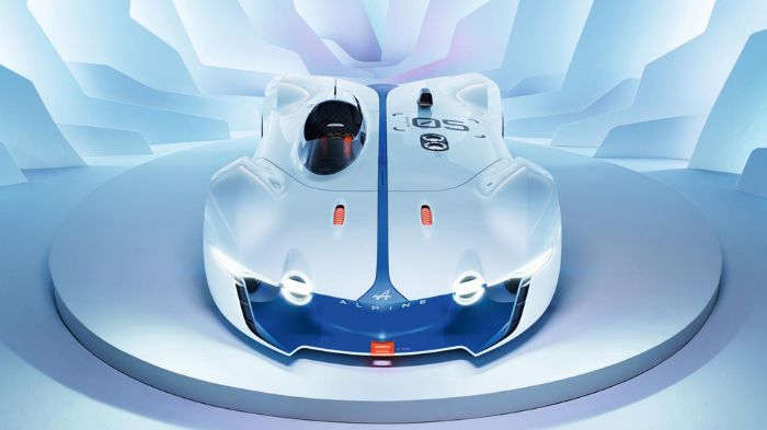 Μέσω σειριακού κιβωτίου 7 σχέσεων, το V8 σύνολο κινεί τους πίσω τροχούς του Alpine Vision Gran Turismo, προσδίδοντάς του μια τελική ταχύτητα της τάξης