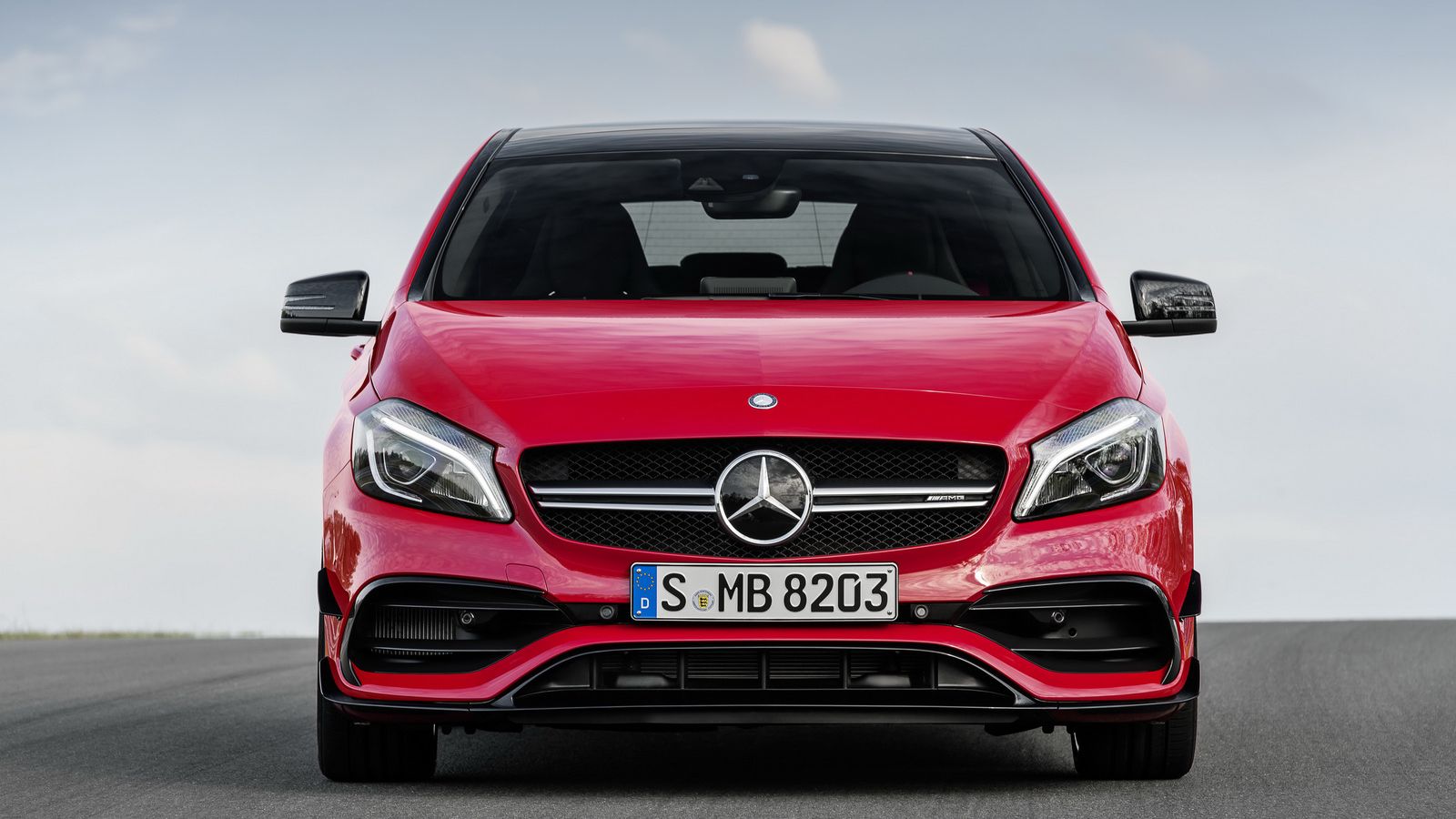 Το μεγαλείο της A45 AMG (+video)