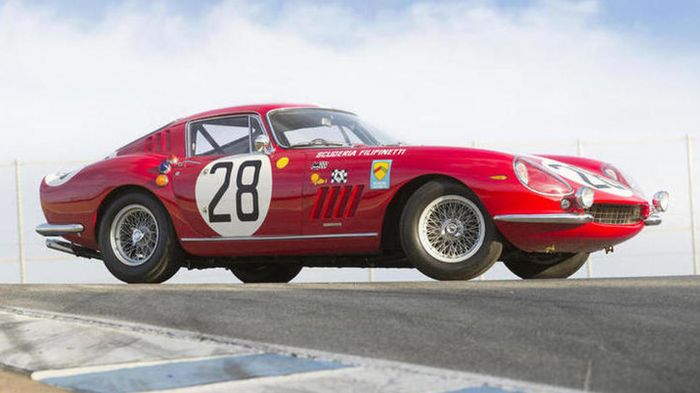 Μία σπάνια (1 από τις 12 που φτιάχτηκαν ποτέ) Ferrari 275 GTB Competizione του 1966 πωλήθηκε αντί του ποσού των 9,405 εκ. δολαρίων (7,05 εκ. ευρώ) σε 