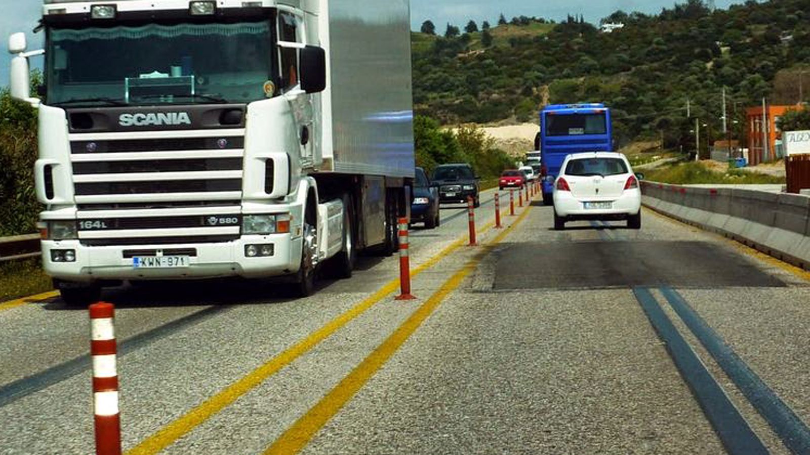 Τραγική παραμένει εδώ και χρόνια η κατάσταση στην Κορίνθου-Πατρών. 