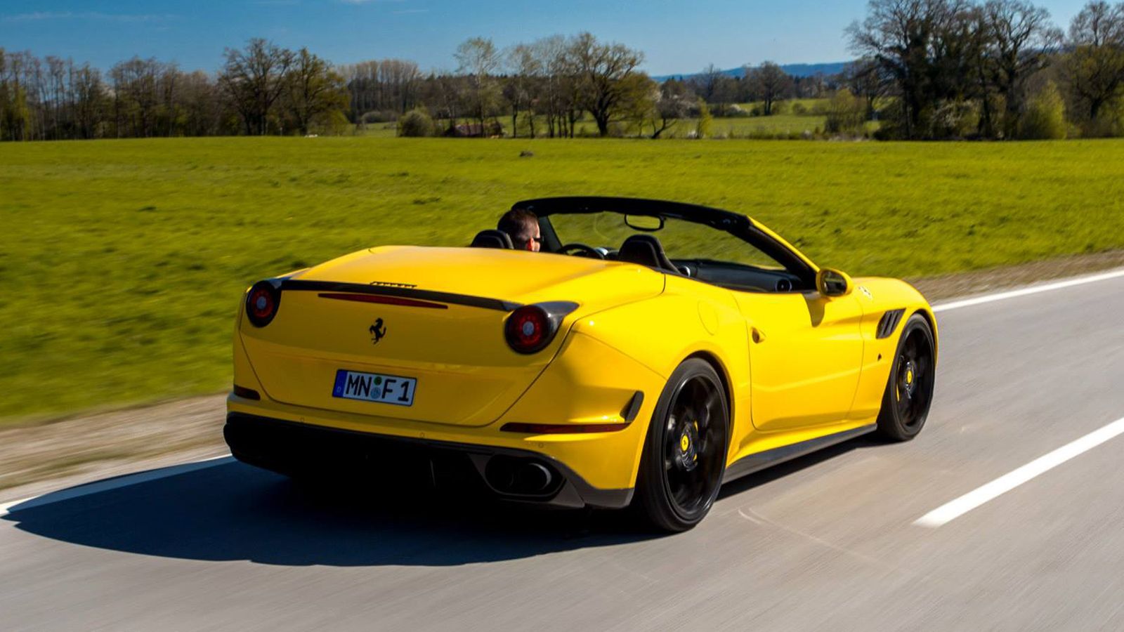 Οι άνθρωποι της Novitec κατάφεραν να βγάλουν από τον twin-turbo V8 κινητήρα 646 άλογα (+86) και 856 Nm (+101), ώστε να κάνει το 0-100 σε 3,3 δλ. και ν