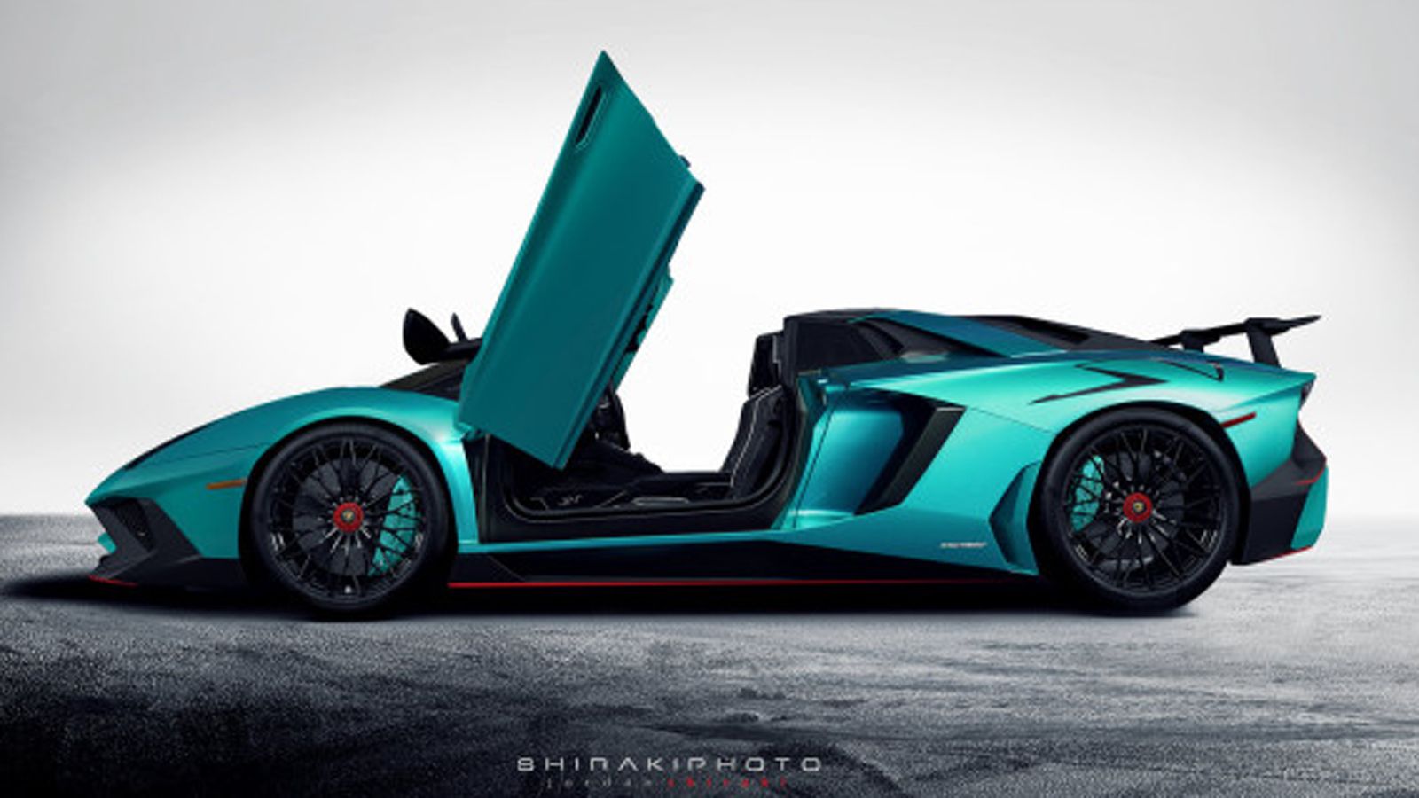 Η ανοικτή έκδοση της Aventador Superveloce ουσιαστικά δεν θα διαφέρει από την Coupe, πέραν της οροφής.