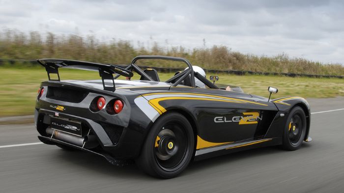 Η Lotus 3-Eleven (στη φωτό η 2-Eleven) θα παραχθεί σε 311 μόλις μονάδες και ενδιαφέρον έχει πως η άδειά της θα της επιτρέπει να κυκλοφορεί κανονικά στ