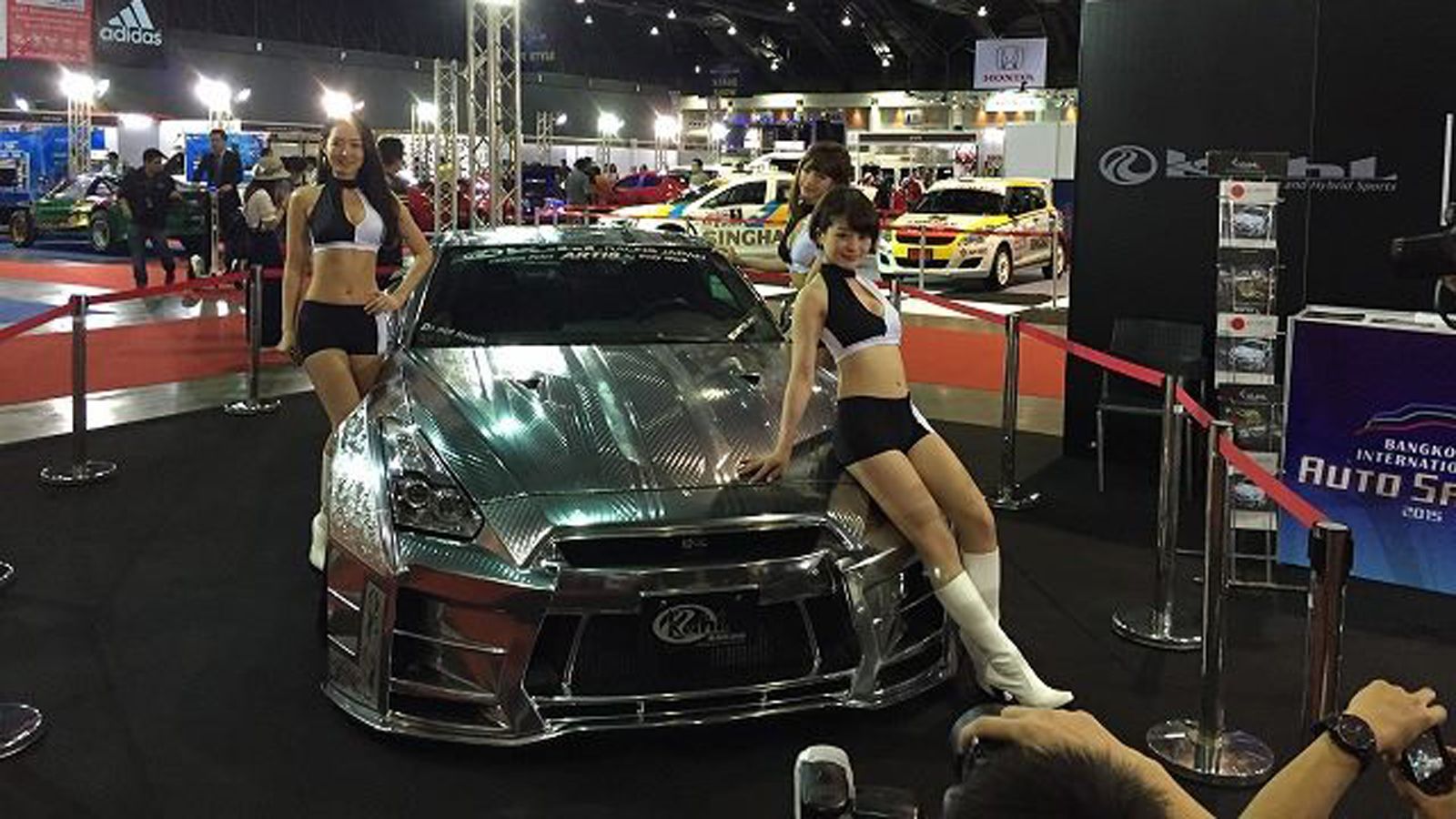 Nissan GT-R made by KUHL Racing