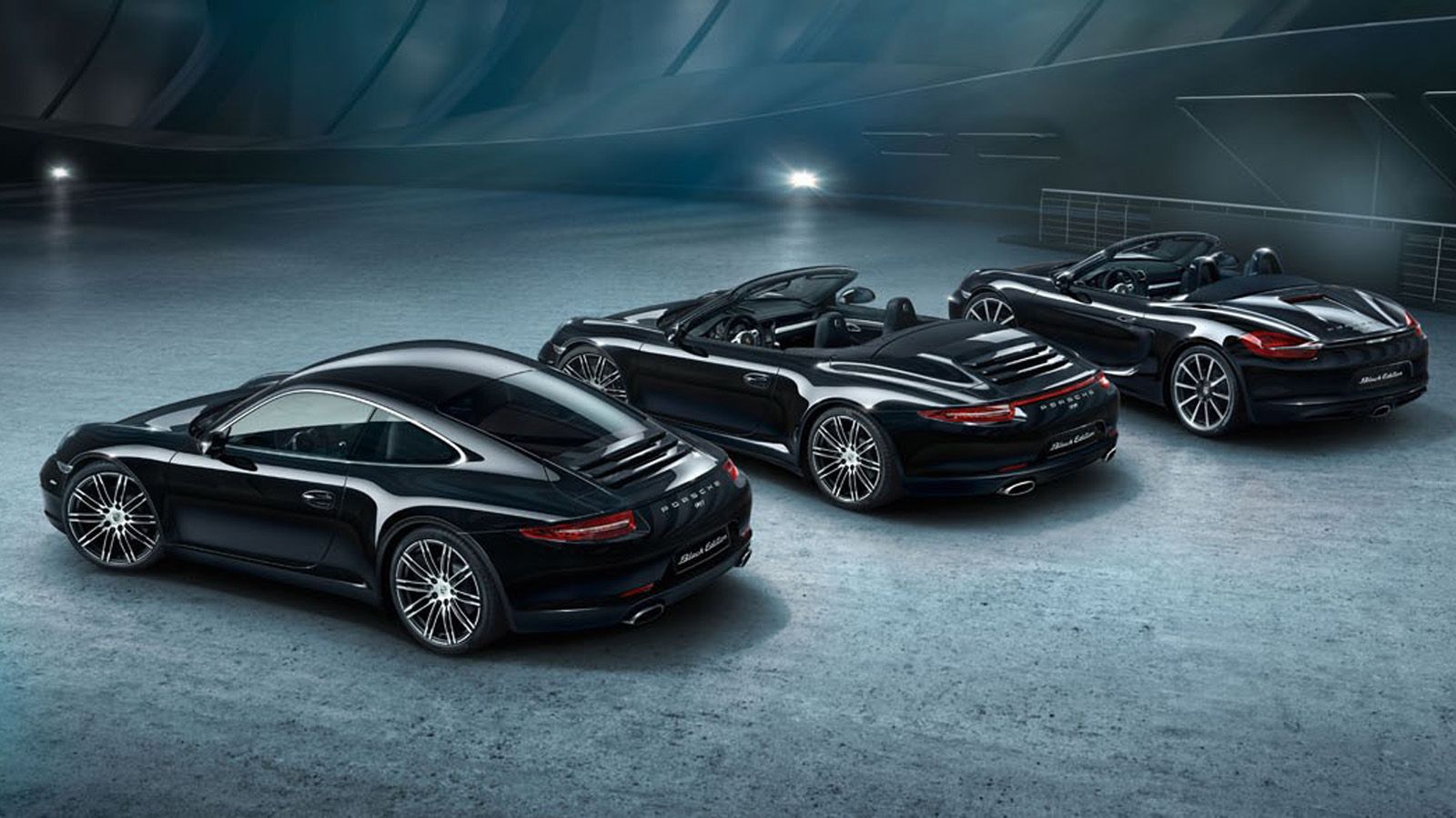 Η Porsche επαναφέρει στο προσκήνιο τις εκδόσεις Black Edition μέσω των 911 και Boxster.