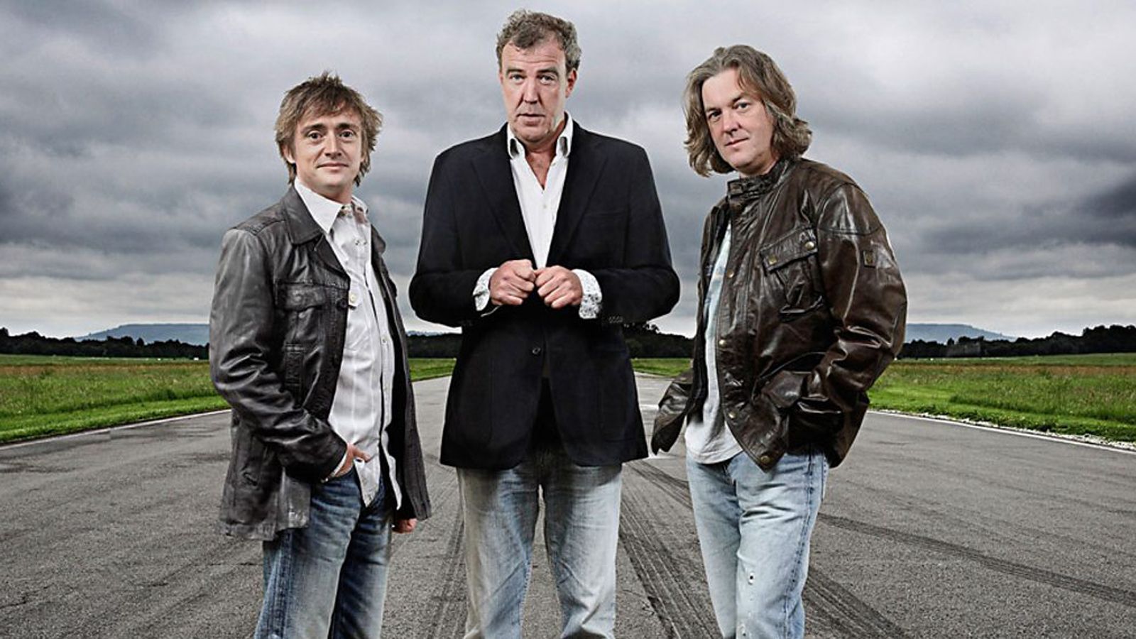 O Clarkson ποτέ δεν... πεθαίνει από το Top Gear και η ομάδα μπορεί να βρεθεί και πάλι μαζί για χάρη του Top Gear Live.