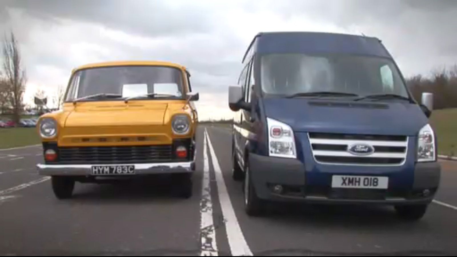 1965 και 2010 Ford Transit Sapphire 