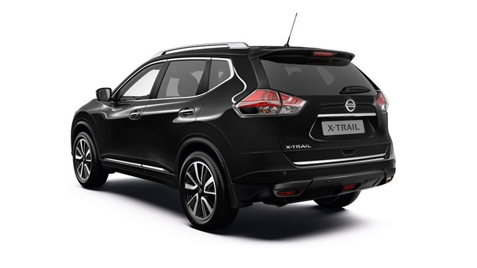 Βασίζεται στην πλούσια έκδοση Tekna το ιαπωνικό SUV και διαθέτει ζάντες αλουμινίου 19 ιντσών.