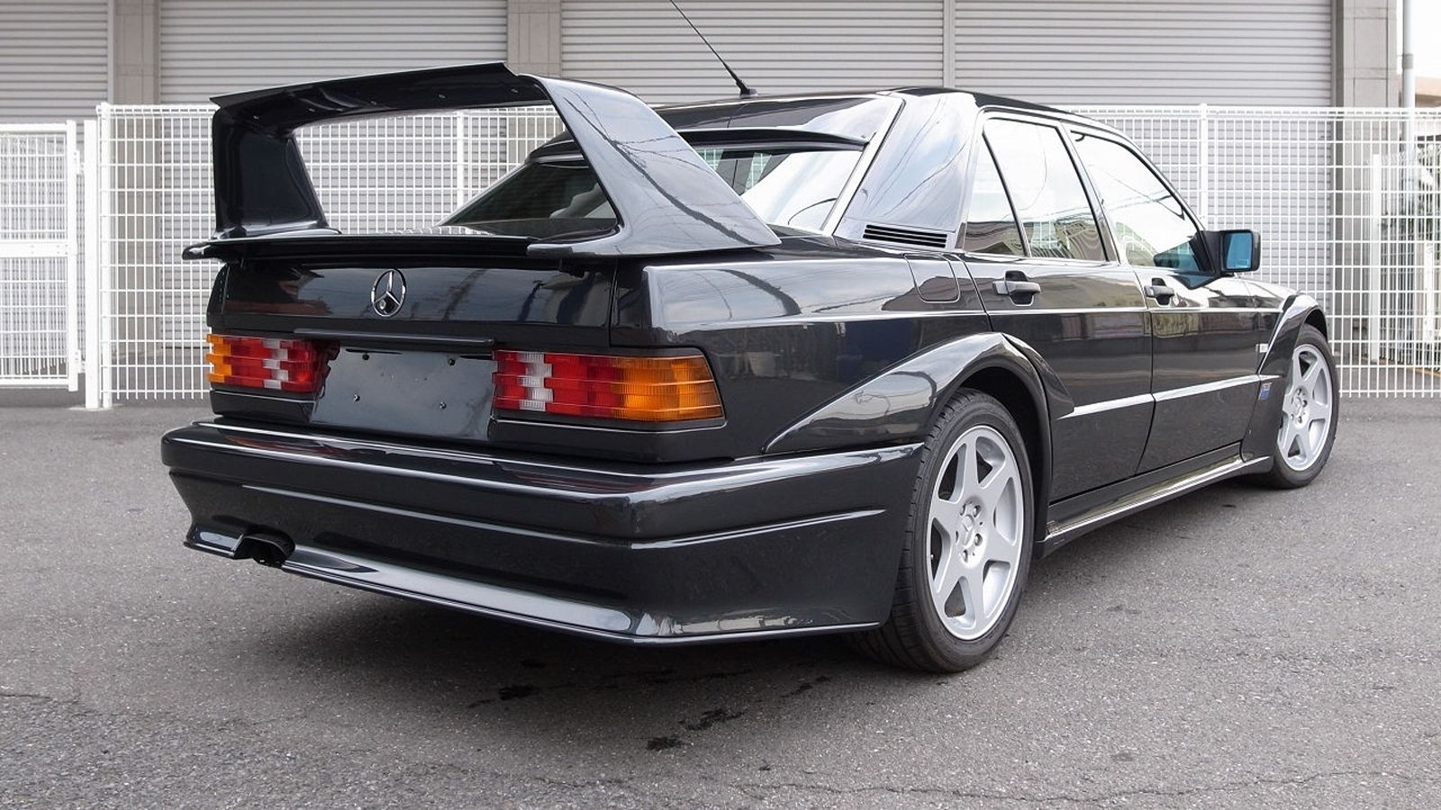 502 Mercedes 190E 2.5-16 Evolution II, φτιάχτηκαν στην ιστορία και μία από αυτές πωλείται στο eBay. Πόσο θέλει ο ιδιοκτήτης της για να την παραχωρήσει