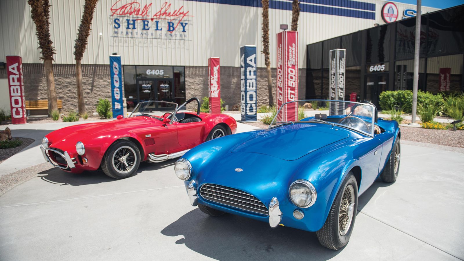 Ο οίκος RM Sotheby`s δεν έχει βγάλει εκτίμηση τιμής, αλλά αν υπολογίσουμε πως πρόσφατα δύο Shelby Cobra ξεπέρασαν το 1 εκ. δολάρια, η CSX 2000 θα φτάσ