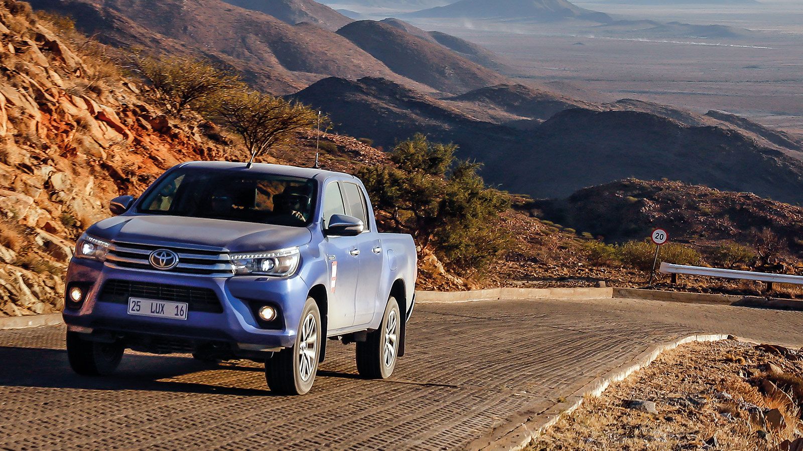 Συνολικά θα μπορούσαμε να πούμε ότι οι μηχανικοί της Toyota πέτυχαν τη «χρυσή τομή». Βελτίωσαν το αυτοκίνητο στην άσφαλτο δίνοντάς του… γεύση απ