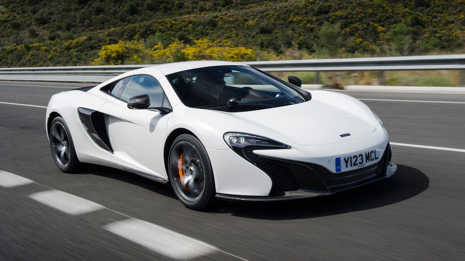 Στα βραχυπρόθεσμα σχέδια της McLaren είναι η παραγωγή του αντικαταστάτη της 650S