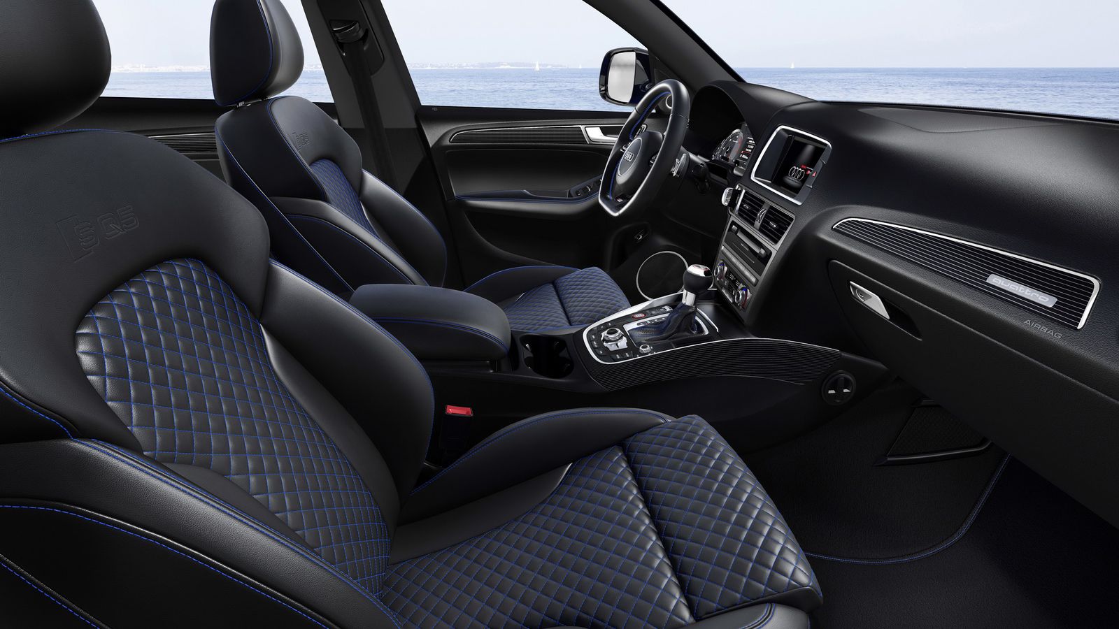 Για όσους είχαν εντυπωσιαστεί από το νέο Audi SQ7 και δεν μπορούσαν να το «σηκώσουν» οικονομικά, ενημερώνουμε πως το επερχόμενο Audi SQ5 σίγουρα θα εί
