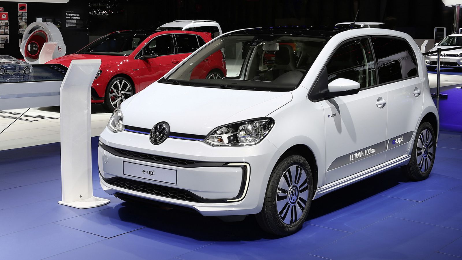 Η αισθητική ανανέωση του ηλεκτρικού up! είναι περιορισμένης έκτασης, όπως δηλαδή και στην υπόλοιπη «κανονική» γκάμα του γερμανικού μίνι.