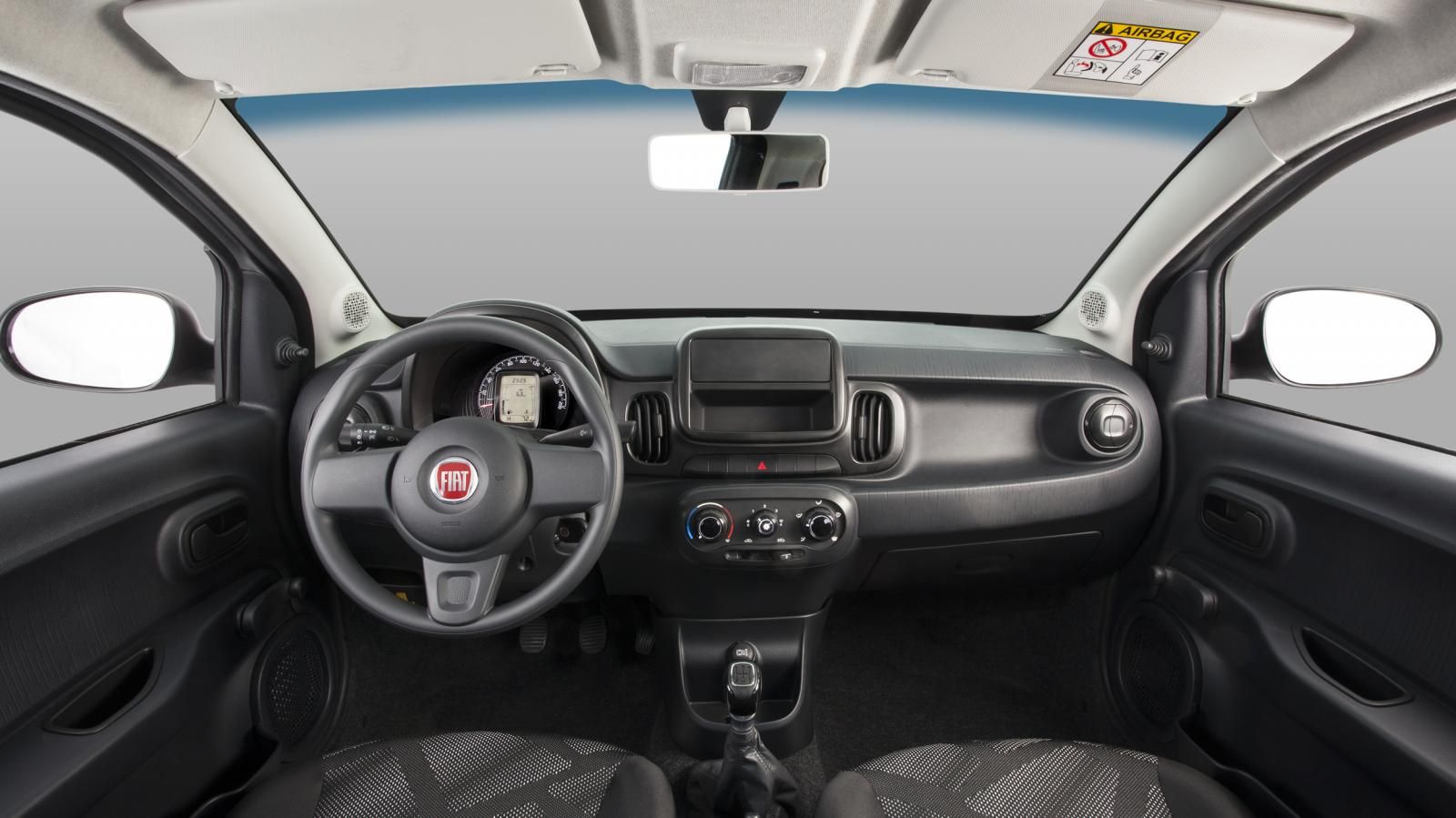 Ιδιαίτερο το εσωτερικό, με την Fiat να υπόσχεται πρακτικότητα και ευρυχωρία.