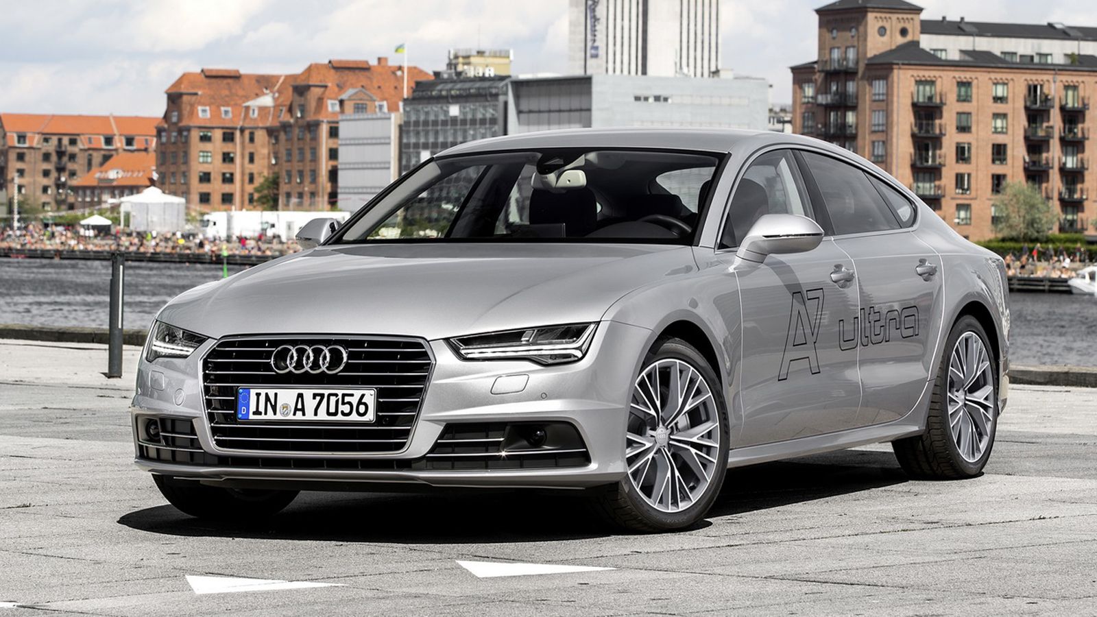 Η Audi θα προσφέρει εφεξής τα ανανεωμένα A6 και A7 (φωτό) σε δύο νέες αποχρώσεις, τις Matador Red και Gotland Green, με την τελευταία να είναι διαθέσι