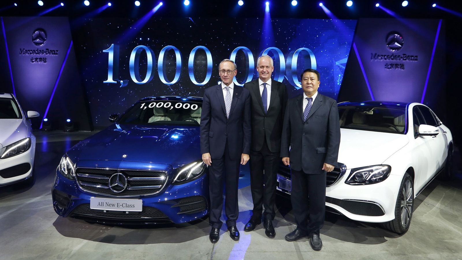 11 χρόνια μετά την ίδρυσή της, η Beijing Benz Automotive Co. (BBAC) γιορτάζει γιατί μόλις παρήγαγε το αυτοκίνητο Νο. 1.000.000.