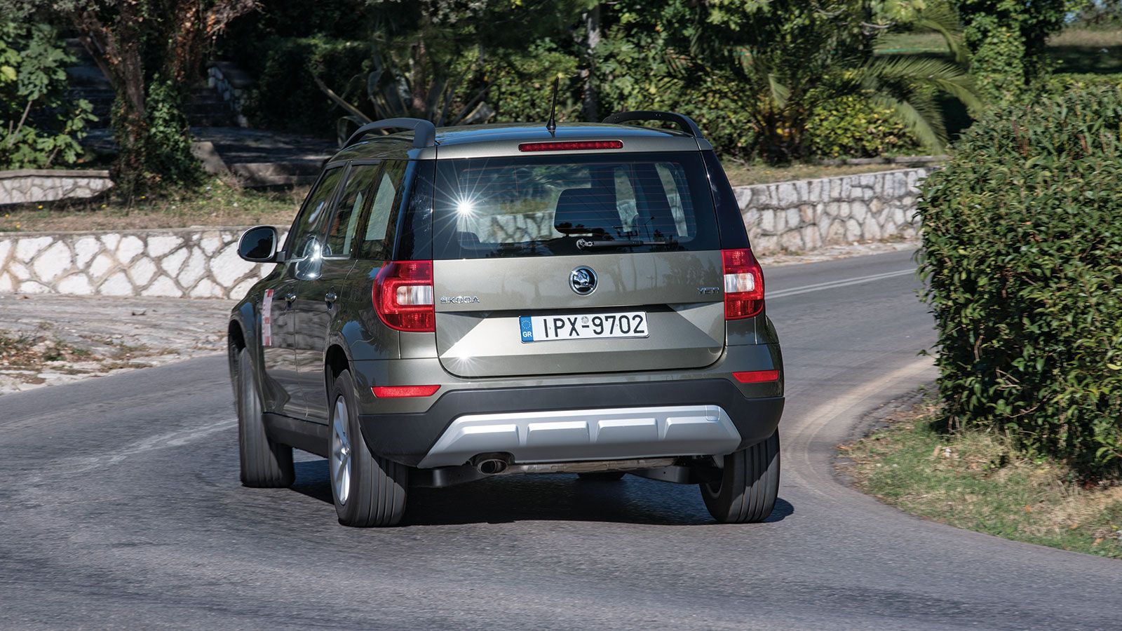 Το Skoda Yeti συνδυάζει επιτυχημένα τη σταθερότητα με την άνεση σε όλες τις συνθήκες οδήγησης.