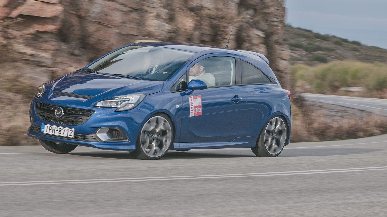 Όπλο το Corsa OPC, το οποίο όμως πρέπει να είναι σε καλά χέρια...