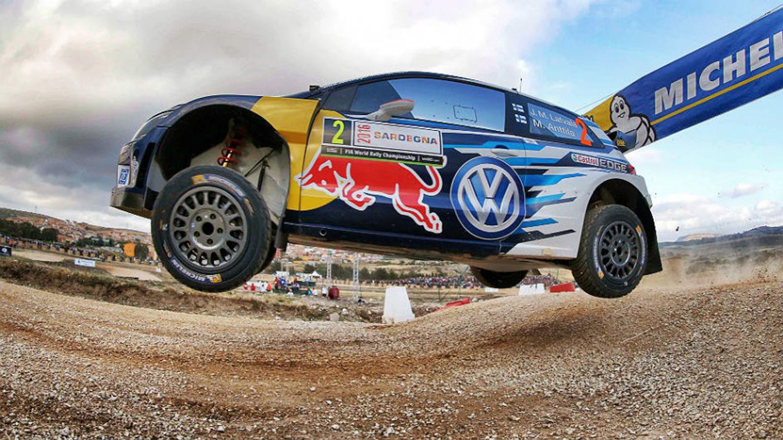 Στη δεύτερη θέση βρίσκεται μέχρι στιγμής ο Jari-Matti Latvala.